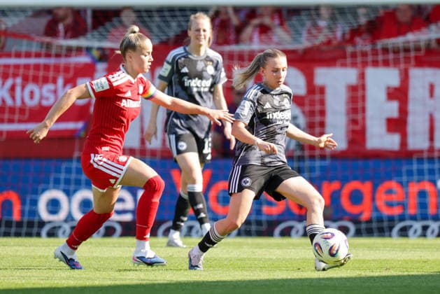 09 05 2026, xgrfx, Soccer Google Pixel Women Bundesliga, FC Bayern Muenchen Eintracht Frankfurt v l Giulia Gwinn FC Bayern München , Elisa Senß Eintracht Frankfurt DFL DFB REGULATIONS PROHIBIT ANY USE OF PHOTOGRAPHS as IMAGE SEQUENCES and or QUASI VIDEO Muenchen