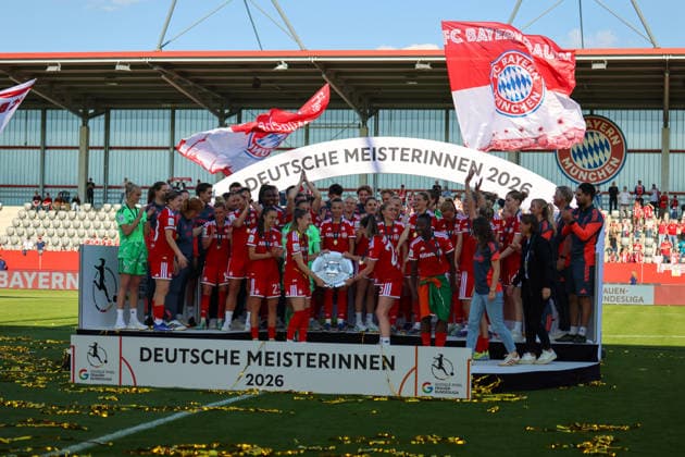 Munich, Germany 09 May 2026 1 Womens Bundesliga 25 Matchday FC Bayern Munich vs Eintracht Frankfurt In the picture The players of FC Bayern at their German championship celebration with the championship trophy at the last home game in the 2025 26 season on the winners podium Copyright: HMBxMedia MadeleinexFantini