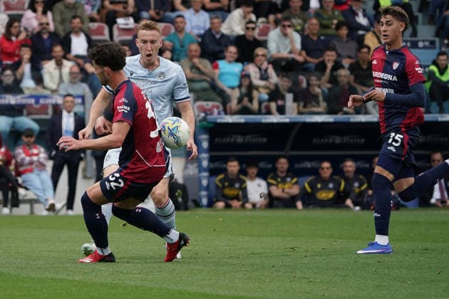 Cagliari Calcio v Udinese Calcio - Serie A Ze Pedro ( 32 Cagliari Calcio) during the Serie A TIM match between Cagliari Calcio and Udinese Calcio in Italy on May 9, 2026. Cagliari Italy  Copyright: xAlessandroxToccox originalFilename:alessandro-cagliari260509_npJFB.jpg