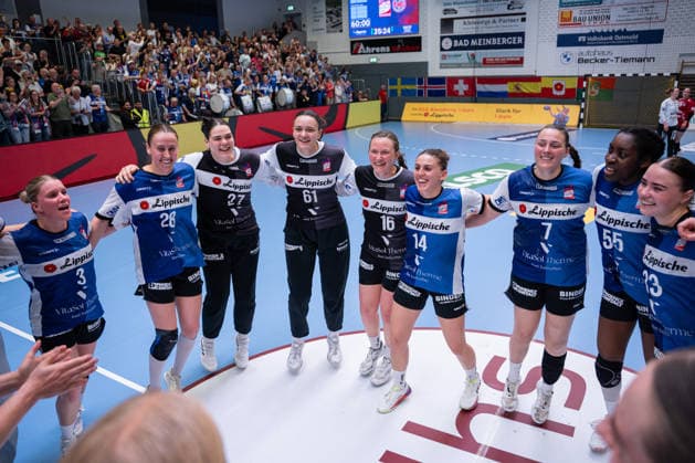 HSG Blomberg Lippe GER vs Thueringer HC GER Handball, 1 Handball Bundesliga Women, Semifinal, Match 3, 9 5 2026, Season 2025 2026, Blomberg The players of HSG Blomberg Lippe GER celebrate after the victory against Thueringer HC GER and the entry into the final In focus Laura Rueffieux HSG Blomberg Lippe, 03 , Malin Sandberg HSG Blomberg Lippe, 28 , Lara Lepschi HSG Blomberg Lippe, 27 , Nicole Roth HSG Blomberg Lippe, 61 , Melanie Veith HSG Blomberg Lippe, 16 , Ona Vegue HSG Blomberg Lippe, 14 , Diana Magnusdottir HSG Blomberg Lippe, 07 Blomberg Sporthalle an der Ulmenallee Germany