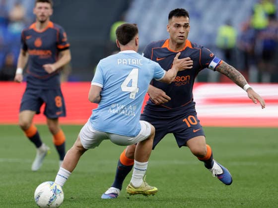 Serie A football match SS Lazio vs FC Internazionale Inter™s Argentinian forward Lautaro Martinez challenges for the ball with lazio s Spanish defender Patric during the Serie A football match SS Lazio vs FC Internazionale at Olimpico Stadium on May 09, 2026, in Rome. _BPH3348 Copyright: xAntonioxBalascox