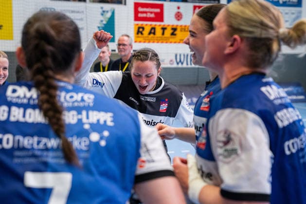 HSG Blomberg Lippe GER vs Thueringer HC GER Handball, 1 Handball Bundesliga Women, Semifinal, Game 3, 9 5 2026, Season 2025 2026, Blomberg The players of HSG Blomberg Lippe GER celebrate after the victory against Thueringer HC GER and the entry into the final In the picture Melanie Veith HSG Blomberg Lippe, 16 Blomberg Sporthalle an der Ulmenallee Germany