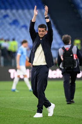 Cristian Chivu, head coach of FC Internazionale, waves the supporters at the end of the Serie A 2025 2026 football match between SS Lazio and FC Internazionale at Stadio Olimpico in Rome (Italy), May 9, 2026. AndreaxStaccioli