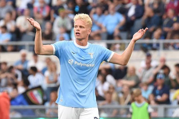 IPA84520906 - Samuel Gigot of SS Lazio gestures during the Serie A Enelive match between SS Lazio vs FC Internazionale at Olimpico Stadium  Copyright: xAgostinoxGemito IPAxSportx xx 84520906