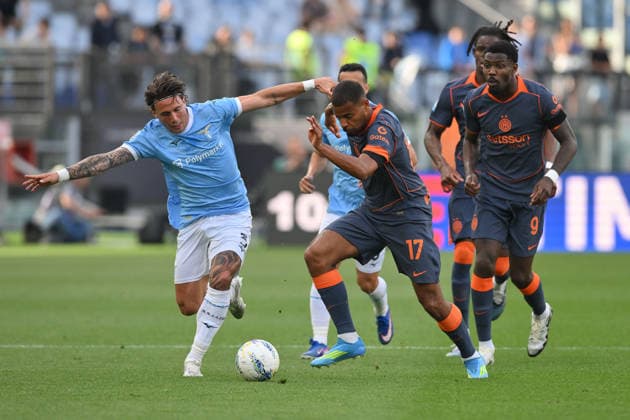 IPA84520914 - Andy Diouf of FC Inter under pressure from Luca Pellegrini of SS Lazio during the match of 38th day of the Serie A Championship between S.S. Lazio and F.C. Inter at the Olimpico Stadium on May 9, 2026 in Rome, Italy. during SS Lazio vs Inter - FC Internazionale, Italian soccer Serie A match in Rome, Italy, May 09 2026  Copyright: xRobertoxRamaccia IPAxSportx xx 84520914