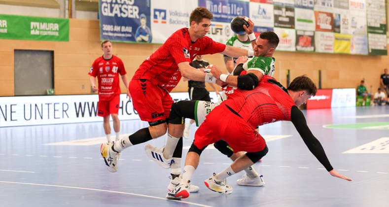09 05 2026, Germany, Backnang, Handball 2 Bundesliga, HC Oppenweiler Backnang vs SG BBM Bietigheim, f l Nikola Vlahovic BBM , Ruben Carlos Mota de Sousa HC , Maxim Orlov BBM