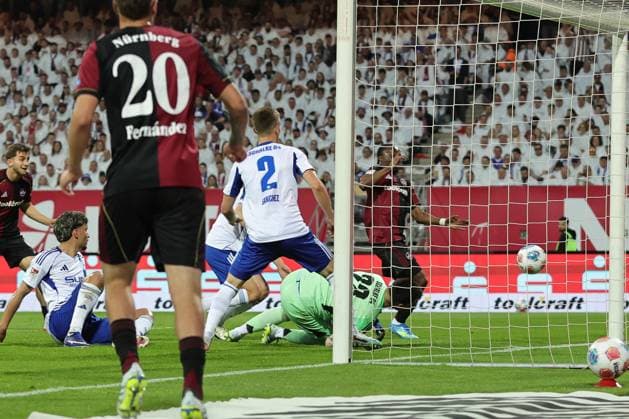 09 05 2026 Soccer Season 2025 2026 2 Soccer Bundesliga 33 Matchday 1 FC Nürnberg FCN Club FC Schalke 04 S04 Gelsenkirchen Sportfoto Zink DaMa xdaxmax DFL regulations prohibit any use of photographs as image sequences and or quasi video only for editorial use Tor Treffer Goal shot for 1 0 Goal scorer Fabio Gruber 4, 1 FC Nürnberg FCN, not in picture against Kevin Müller 22, FC Schalke 04 S04