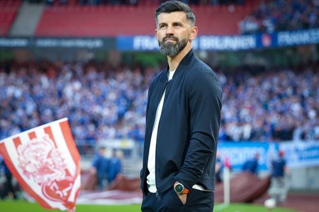 Head coach Miron Muslic FC Schalke 04 , 1 FC Nuernberg vs FC Schalke 04, Football, Men, 2 Bundesliga, DFL, Season 2025 2026, 33 Matchday, Second round, 09 05 2026 DFB regulations prohibit any use of photographs as image sequences and or quasi video Nuernberg Bayern Germany Copyright: xkolbert-press MartinxAgüerax