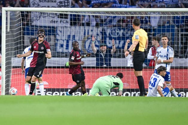 09 05 2026, Soccer, 2 Bundesliga, Season 2025 2026, Matchday 32, 1 FC Nürnberg FC Schalke 04, Fabio Gruber 1 FC Nürnberg is happy about the goal for 1 0, xRHR PHOTO YYx Copyright: KROEGER RHR-FOTOx RHR-FOTO YY