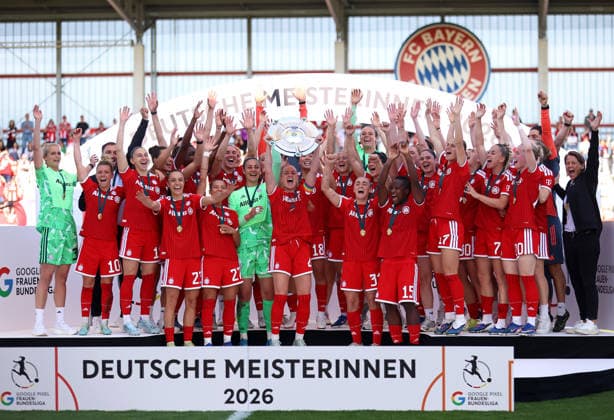 Football, Women, Google Pixel Womens Bundesliga, 25 Matchday, Season 2025 2026, FC Bayern Munich Eintracht Frankfurt, Campus The championship celebration after the game, here the FC Bayern Munich Womens team, here cheering with the championship trophy on the podium German Champions 2026, the trophy at Glodis Perla Viggosdottir FC Bayern Munich