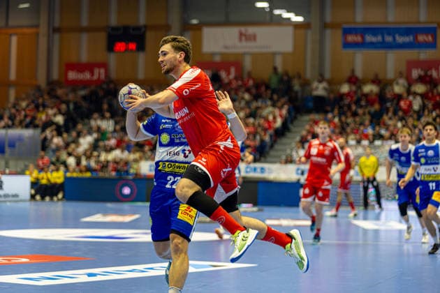 DAIKIN Handball Bundesliga, Kassel, MT Melsungen vs ThSV Eisenach, Rothenbach Halle Kassel 09 05 2026 DAIKIN Handball Bundesliga, Kassel, Germany 09 05 2026 Florian Drosten MT Melsungen, 18 on the ball, Handball BundesligaL, Match of MT Melsungen vs ThSV Eisenach, Rothenbach Halle Kassel Copyright: xBEAUTIFULxSPORTS Freudensteinx