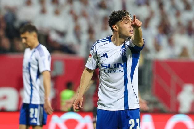 Soufiane El Faouzi 23 FC Schalke 04 gestures, 1 FC Nuernberg vs FC Schalke 04, Football, Men, 2 Bundesliga, DFL, Season 2025 2026, 33 Matchday, Second round, 09 05 2026 DFB regulations prohibit any use of photographs as image sequences and or quasi video Nuernberg Bayern Germany Copyright: xkolbert-press MartinxAgüerax