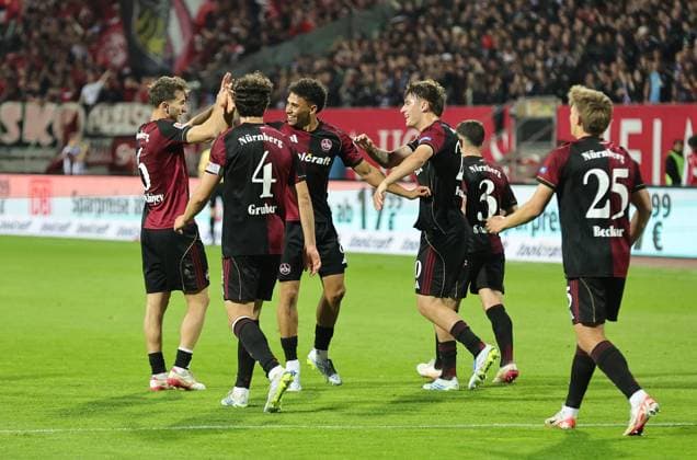 09 05 2026 Soccer Season 2025 2026 2 Soccer Bundesliga 33 Matchday 1 FC Nürnberg FCN Club FC Schalke 04 S04 Gelsenkirchen Sportfoto Zink DaMa xdaxmax DFL regulations prohibit any use of photographs as image sequences and or quasi video only for editorial use Jubel Freude Torjubel nach Tor zum 2 0 Henri Koudossou 8, 1 FC Nürnberg FCN und Mannschaft Team jubelt freut sich Torschütze Henri Koudossou 8, 1 FC Nürnberg FCN