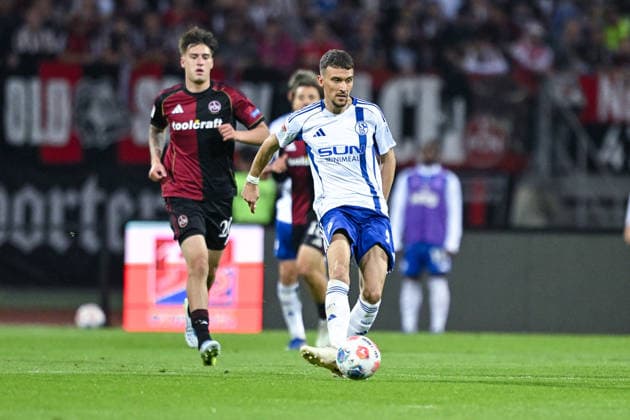 09 05 2026, Football, 2 Bundesliga, Season 2025 2026, Matchday 32, 1 FC Nürnberg FC Schalke 04, Dejan Ljubicic FC Schalke 04 xRHR PHOTO YYx Copyright: KROEGER RHR-FOTOx RHR-FOTO YY