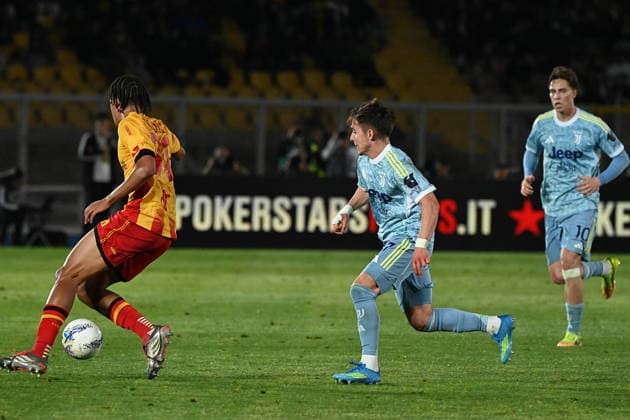 IPA84523460 - Oumar Ngom (Us Lecce) in action during US Lecce vs Juventus FC, Italian soccer Serie A match in Lecce, Italy, May 09 2026  Copyright: xPasqualexGolia IPAxSportx xx 84523460