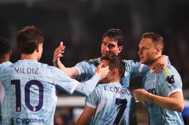 Dusan Vlahovic of Juventus FC celebrates with his team mates the goal of 0-1 scored during the serie A match between US Lecce and Juventus FC at Ettore Giardiniero - Via del Mare stadium in Lecce (Italy), May 09, 2026. massimilianoxcarnabuci