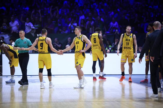 May 9, 2026, Badalona, Barcelona, Spain: Players of AEK BC looks dejected after the team s defeat after the Final Four Basketball Champions League Final basketball match played between AEK BC and Rytas Vilnius at Palau Olimpic Badalona on May 09, 2026 in Badalona, Barcelona, Spain. Badalona Spain - ZUMAa181 20260509_zaa_a181_520 Copyright: xJavierxBorregox