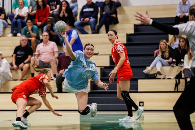 2. Handball Bundesliga Frauen: 1. FSV Mainz 05 - TSV Bayer 04 Leverkusen, Mainz, 09.05.2026 Henriette Clauberg (TSV Bayer 04 Leverkusen, 14) im Wurf Partie vom 27. Spieltag der ALSCO Handball 2. Bundesliga Frauen zwischen 1. FSV Mainz 05 und TSV Bayer 04 Leverkusen in Mainz am 15.11.2025 *** 2 Handball Bundesliga Women 1 FSV Mainz 05 TSV Bayer 04 Leverkusen, Mainz, 09 05 2026 Henriette Clauberg TSV Bayer 04 Leverkusen, 14 in the throw match from matchday 27 of the ALSCO Handball 2 Bundesliga Women between 1 FSV Mainz 05 and TSV Bayer 04 Leverkusen in Mainz on 15 11 2025 Copyright: xBEAUTIFULxSPORTS Hahnex