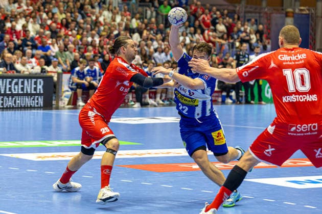DAIKIN Handball Bundesliga, Kassel, MT Melsungen vs ThSV Eisenach, Rothenbach Halle Kassel 09 05 2026 DAIKIN Handball Bundesliga, Kassel, Germany 09 05 2026 Felix Aellen ThSV Eisenach, 22 On the ball, Handball BundesligaL, Match of MT Melsungen vs ThSV Eisenach, Rothenbach Halle Kassel Copyright: xBEAUTIFULxSPORTS Freudensteinx