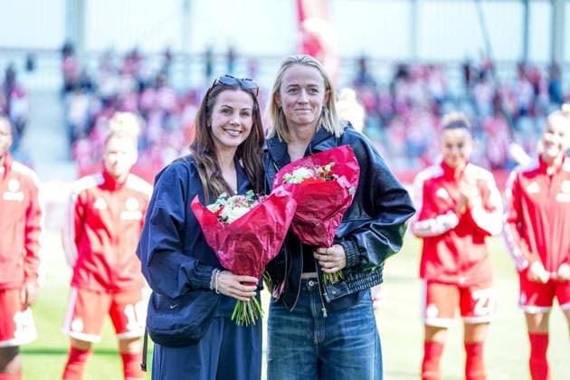 Former Bayern players Tuva Hansen and Lea Schüller are bid farewell before the Google Pixel Womens Bundesliga match FC Bayern Munich Eintracht Frankfurt on 09 05 2026 Munich FC Bayern Campus Germany Germany Germany