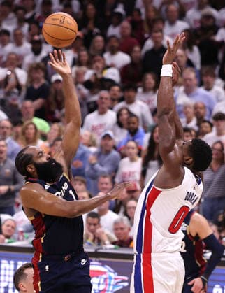 Cleveland Cavaliers James Harden (1) shoots over Detroit Pistons 116-109 in game three of their second round playoff series inJalen Duren (0) in the fourth quarter in Cleveland, Ohio Saturday May 9, 2026.  CLE20260509118 AARONxJOSEFCZYK