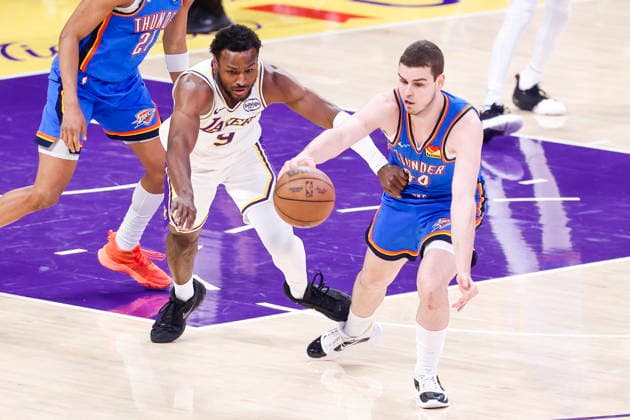 NBA, Basketball Herren, USA Playoffs - Oklahoma City Thunder at Los Angeles Lakers Lakers guard Bronny James (L) loses the ball to Thunder guard Nikola Topic (R) during the second half of game three in second round of the NBA Playoffs between the Los Angeles Lakers and Oklahoma City Thunder at Crypto.Com Arena in Los Angeles, California USA, 09 May 2026. LOS ANGELES CALIFORNIA United States  Copyright: xCHRISxTORRESx