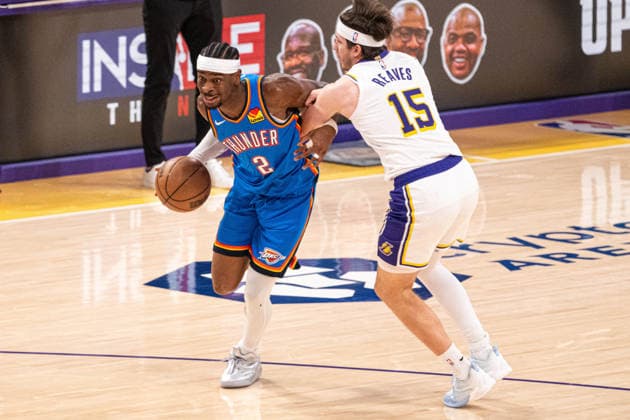 Los Angeles Lakers v Oklahoma City Thunder - NBA, Basketball Herren, USA Conference Semifinals LOS ANGELES, CA, UNITED STATES - MAY 9: Austin Reeves (15) of Los Angeles Lakers in action against Shai Gilgeous-Alexander (2) of Oklahoma City Thunder during NBA Conference Semifinals Game 3 between Los Angeles Lakers and Oklahoma City Thunder at Oklahoma City Thunder in Los Angeles, United States on May 9, 2026. Jon Putman Anadolu Los Angeles United States. Editorial use only. Please get in touch for any other usage.  Copyright: x2026xAnadoluxJonxPutmanx
