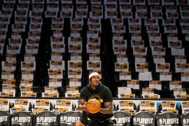 Los Angeles Lakers v Oklahoma City Thunder - NBA, Basketball Herren, USA Conference Semifinals LOS ANGELES, CA, UNITED STATES - MAY 9: Jarred Vanderbilt (2) of Los Angeles Lakers warms up ahead of NBA Conference Semifinals Game 3 between Los Angeles Lakers and Oklahoma City Thunder at Oklahoma City Thunder in Los Angeles, United States on May 9, 2026. Jon Putman Anadolu Los Angeles United States. Editorial use only. Please get in touch for any other usage.  Copyright: x2026xAnadoluxJonxPutmanx