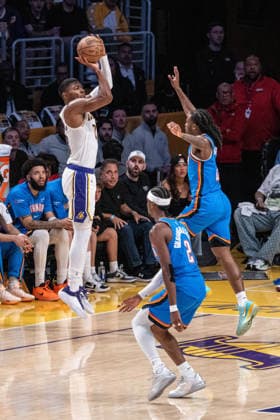 Los Angeles Lakers v Oklahoma City Thunder - NBA, Basketball Herren, USA Conference Semifinals LOS ANGELES, CA, UNITED STATES - MAY 9: Rui Hachimura (28) of Los Angeles Lakers in action during NBA Conference Semifinals Game 3 between Los Angeles Lakers and Oklahoma City Thunder at Oklahoma City Thunder in Los Angeles, United States on May 9, 2026. Jon Putman Anadolu Los Angeles United States. Editorial use only. Please get in touch for any other usage.  Copyright: x2026xAnadoluxJonxPutmanx
