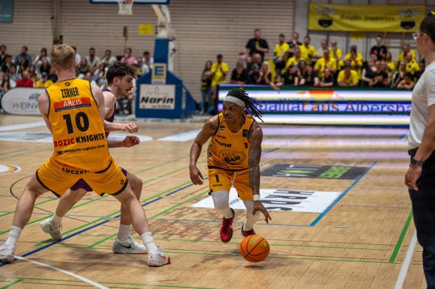 Lukas Werner Zerner Bozic Estriche Knights Kirchheim, 10 , Julius Boehmer BG Goettingen, 44 , Phillip Montreal Russell Bozic Estriche Knights Kirchheim, 01 , GER, Bozic Estriche Kirchheim Knights vs BG Goettingen, BARMER 2 Basketball Bundesliga, PlayOffs Quarterfinals 2 Matchday, Season 2025 2026, 09 05 2026 GER, Bozic Estriche Kirchheim Knights vs BG Goettingen, BARMER 2 Basketball Bundesliga, PlayOffs Quarterfinals 2 Matchday, Season 2025 2026, 09 05 2026 Kirchheim unter Teck Copyright: xEibner-Pressefoto SilasxKunzx EP_SKZ