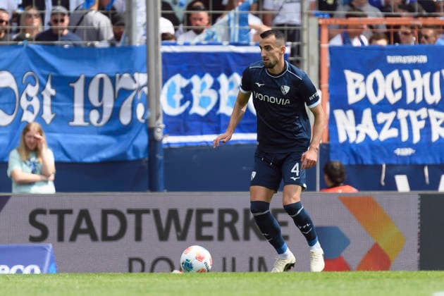 Erhan Masovic VfL Bochum controls the ball during the 2 Bundesliga match between VfL Bochum and Hannover 96, Vonovia Ruhrstadion on May 09, 2026 in Bochum, Germany Photo by Max Maiwald DeFodi Images Erhan Masovic VfL Bochum controls the ball during the 2 Bundesliga match between VfL Bochum and Hannover 96 at Vonovia Ruhrstadion on May 9, 2026 in Bochum, Germany Photo by Max Maiwald DeFodi Images Photo by Max Maiwald DeFodi Images