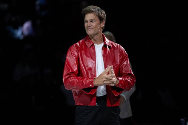 May 10, 2026, Las Vegas, Nevada, USA: TOM BRADY court side ahead of ring ceremony and 2026 WNBA, Basketball Damen, USA season opener between Las Vegas Aces and Phoenix Mercury at the T Mobile Arena in Las Vegas. WNBA 2026: Las Vegas Aces Vs Phoenix Mercury  - ZUMAo117 20260510_zsp_o117_025 Copyright: xMikaelxOnax