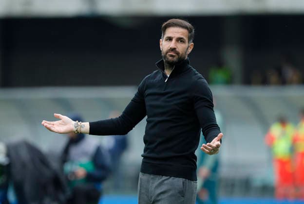 May 10, 2026, Verona, VR: Como™s Cesc Fabregas head coach gestures during the Italian Serie A soccer match Hellas Verona FC vs Como 1907 at Marcantonio Bentegodi Stadium in Verona, Italia, 10 May 2026. .ANSA EMANUELE PENNACCHIO. Soccer: Serie A; Hellas Verona FC Vs Como 1907  - ZUMAa110 20260510_zaf_a110_009 Copyright: xEmanuelexPennacchiox