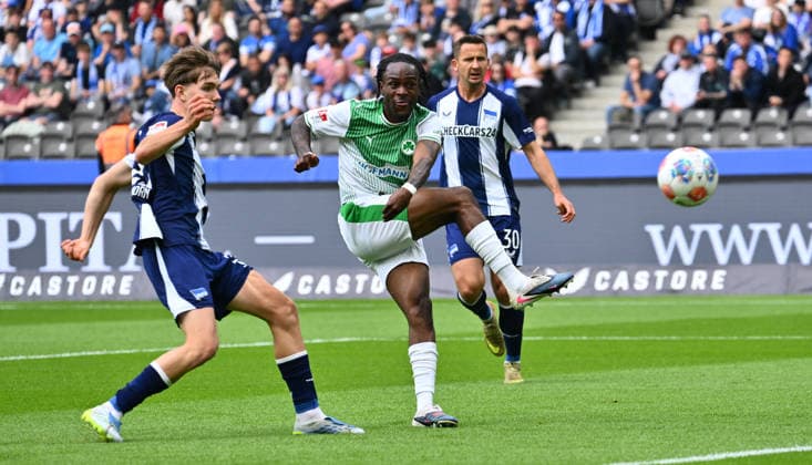 10 05 2026 Soccer Season 2025 2026 2 Soccer Bundesliga 33 Matchday Hertha BSC Berlin SpVgg Greuther Fürth SGF Kleeblatt Sportfoto Zink xwoxzix DFL regulations prohibit any use of photographs as image sequences and or quasi video only for editorial use Kennet Eichhorn 23, Hertha BSC Berlin Noel Futkeu 9, SpVgg Greuther Fürth Chance Torchance