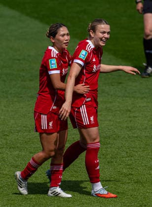 Football - Women™s FA Cup - Semi-Final - Liverpool FC Women v Brighton & Hove Albion FC Women ST HELENS, ENGLAND - Sunday, May 10, 2026: Liverpool s Beata Olsson (R) celebrates with team-mate FÅ«ka Nagano after scoring the second goal during the Women™s FA Cup Semi-Final match between Liverpool FC Women and Brighton & Hove Albion FC Women at the St Helens Stadium. (Photo by David Rawcliffe Propaganda) ST HELENS St Helens Stadium MERSEYSIDE ENGLAND  Copyright: xPropagandaxPhotoxAgencyx P2026-05-10-Liverpool_W_Brighton_W-26