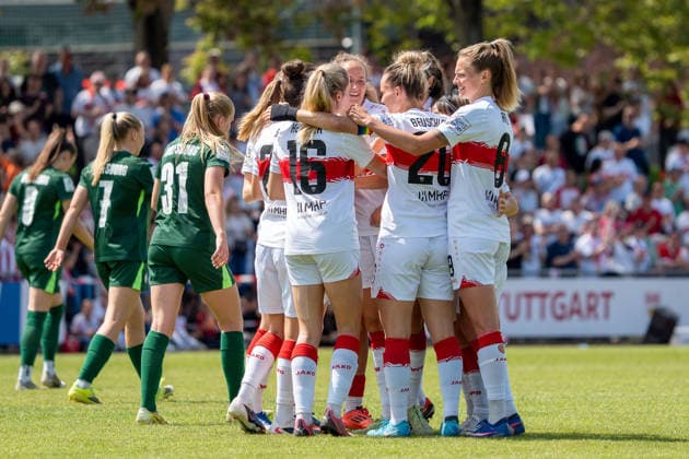 Goal for 1 0 by Fabienne Dongus VFB Stuttgart Frauen, 33 , cheer, cheer, cheer with Janina Hechler VFB Stuttgart Frauen, 16 , Jana Beuschlein VFB Stuttgart Frauen, 20 , Maximiliane Rall VFB Stuttgart Frauen, 08 , GER, VfB Stuttgart Women vs VfL Wolfsburg II, Football, 2 Womens Bundesliga, 25 Matchday, Season 2025 2026, 10 085 2026, GER, VfB Stuttgart Women vs VfL Wolfsburg II, Football, 2 Womens Bundesliga, 25 Matchday, Season 2025 2026, 10 085 2026, Stuttgart Copyright: xEibner-Pressefoto EdwardxCheungx EP_ECG
