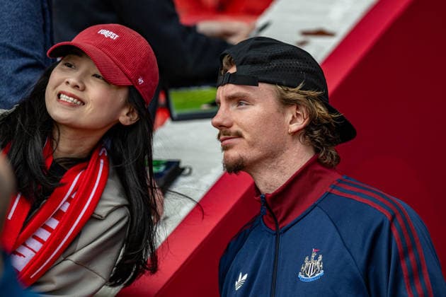 10th May 2026; The City Ground, Nottingham, England; Premier League Football, Nottingham Forest versus Newcastle United; Nick Woltemade of Newcastle United poses for a selfie with a Nottingham Forest fan GodfreyxPitt