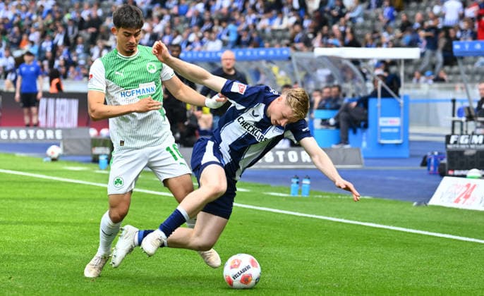 10 05 2026 Soccer Season 2025 2026 2 Soccer Bundesliga 33 Matchday Hertha BSC Berlin SpVgg Greuther Fürth SGF Kleeblatt Sportfoto Zink xwoxzix DFL regulations prohibit any use of photographs as image sequences and or quasi video only for editorial use Aaron Keller 16, SpVgg Greuther Fürth Julian Eitschberger 2, Hertha BSC Berlin