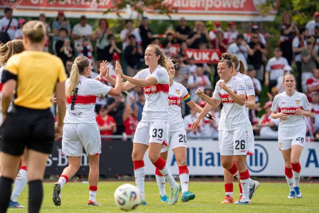 Nicole Billa VFB Stuttgart Women, 26 cheers with Julia Glaser VFB Stuttgart Women, 09 and Fabienne Dongus VFB Stuttgart Women, 33 , Reena Wichmann VFB Stuttgart Women, 28 , GER, VfB Stuttgart Women vs VfL Wolfsburg II, Football, 2 Womens Bundesliga, Matchday 25, Season 2025 2026, 10 085 2026, GER, VfB Stuttgart Women vs VfL Wolfsburg II, Football, 2 Womens Bundesliga, Matchday 25, Season 2025 2026, 10 085 2026, Stuttgart Copyright: xEibner-Pressefoto EdwardxCheungx EP_ECG