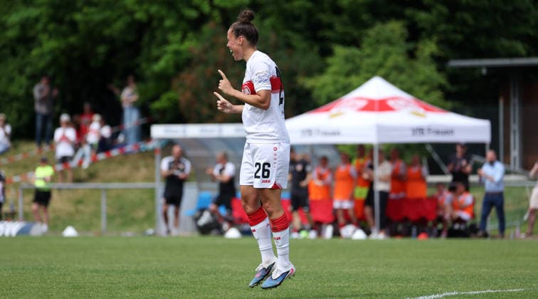 10 05 2026, Germany, Stuttgart, Soccer women 2 Bundesliga, VfB Stuttgart vs. VfL Wolfsburg II, Cheering about the goal to 3 1, Scorer Nicole Billa VfB