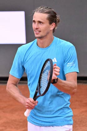 IPA84542089 - Alexander Zverev of Germany celebrate the victory against Alexander Blockx of Belgium during the Internazionali BNL d Italia Day Six at Foro Italico on May 10, 2026 in Rome, Italy.  Copyright: xDomenicoxCippitelli IPAxSportx xx 84542089