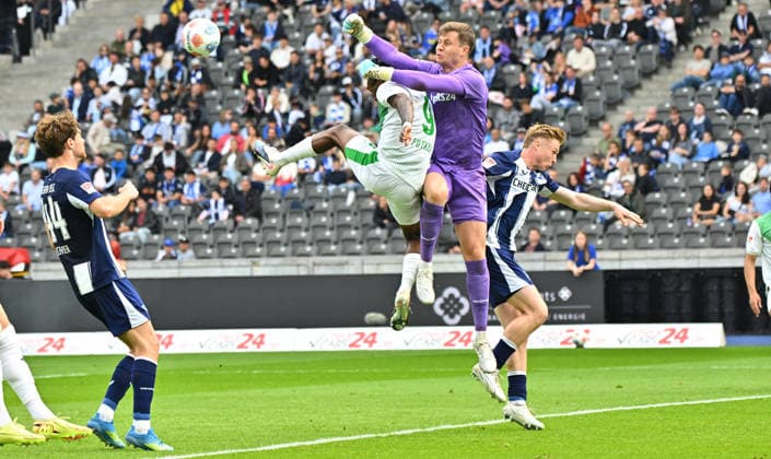 10 05 2026 Soccer Season 2025 2026 2 Soccer Bundesliga 33 Matchday Hertha BSC Berlin SpVgg Greuther Fürth SGF Kleeblatt Sportfoto Zink MeZi xmexzix DFL regulations prohibit any use of photographs as image sequences and or quasi video only for editorial use Noel Futkeu 9, SpVgg Greuther Fürth Tjark Ernst 1, Hertha BSC Berlin