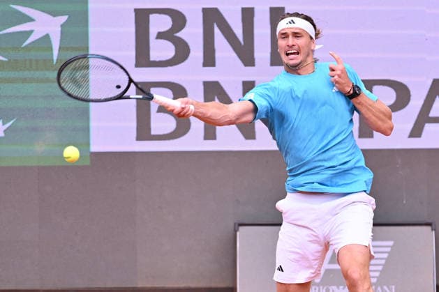 IPA84542321 - Alexander Zverev of Germany competes against Alexander Blockx of Belgium during the Internazionali BNL d Italia Day Six at Foro Italico on May 10, 2026 in Rome, Italy.  Copyright: xDomenicoxCippitelli IPAxSportx xx 84542321