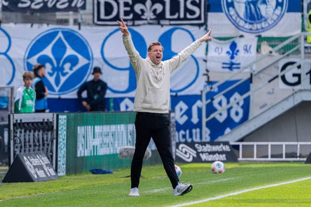 Münster, Germany 10 May 2026 2 BL 2025 2026 Sp 33 SC Preußen Münster vs SV Darmstadt 98 Im Bild Trainer Florian Kohfeldt Darmstadt ges DFL DFB DFB regulations prohibit any use of photographs as image sequences and or quasi video LVM Preussenstadion Nordrhein Westfalen Copyright: xFotostandx xKruczynskix