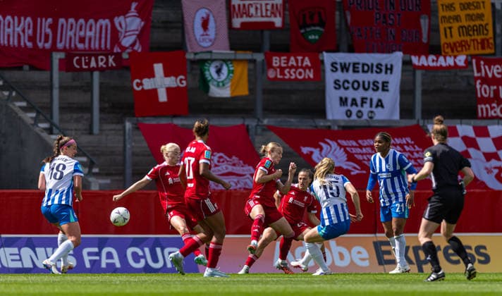 Football - Women™s FA Cup - Semi-Final - Liverpool FC Women v Brighton & Hove Albion FC Women ST HELENS, ENGLAND - Sunday, May 10, 2026: Brighton & Hove Albion s Nadine Noordam scores the winning third goal in the 95th minute during the Women™s FA Cup Semi-Final match between Liverpool FC Women and Brighton & Hove Albion FC Women at the St Helens Stadium. Brighton won 3-2. (Photo by David Rawcliffe Propaganda) ST HELENS St Helens Stadium MERSEYSIDE ENGLAND  Copyright: xPropagandaxPhotoxAgencyx P2026-05-10-Liverpool_W_Brighton_W-44