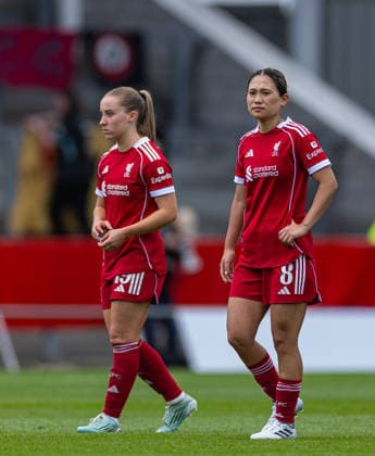 Football - Women™s FA Cup - Semi-Final - Liverpool FC Women v Brighton & Hove Albion FC Women ST HELENS, ENGLAND - Sunday, May 10, 2026: Liverpool s Kirsty Maclean (L) and FÅ«ka Nagano look dejected after the Women™s FA Cup Semi-Final match between Liverpool FC Women and Brighton & Hove Albion FC Women at the St Helens Stadium. (Photo by David Rawcliffe Propaganda) ST HELENS St Helens Stadium MERSEYSIDE ENGLAND  Copyright: xPropagandaxPhotoxAgencyx P2026-05-10-Liverpool_W_Brighton_W-58