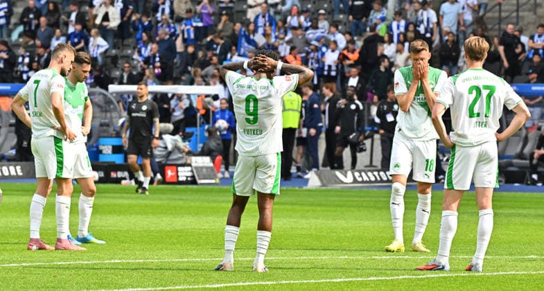 10 05 2026 Soccer Season 2025 2026 2 Soccer Bundesliga 33 Matchday Hertha BSC Berlin SpVgg Greuther Fürth SGF Kleeblatt Sportfoto Zink MeZi xmexzix DFL regulations prohibit any use of photographs as image sequences and or quasi video only for editorial use Dennis Srbeny 7, SpVgg Greuther Fürth Branimir Hrgota 10, SpVgg Greuther Fürth Noel Futkeu 9, SpVgg Greuther Fürth Felix Higl 18, SpVgg Greuther Fürth Gian Luca Gian Luca Itter 27, SpVgg Greuther Fürth disappointed Disappointment after the end of the match