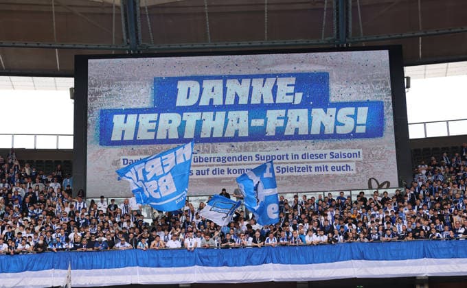 Scoreboard with thanks to the Hertha fans Sport Soccer Football DFL 2 Bundesliga Men 33 Matchday Season 2025 2026 10 05 2026 Hertha BSC Berlin vs SpVgg Greuther Fürth DFL regulations prohibit any use of photographs as image sequences and or quasi video