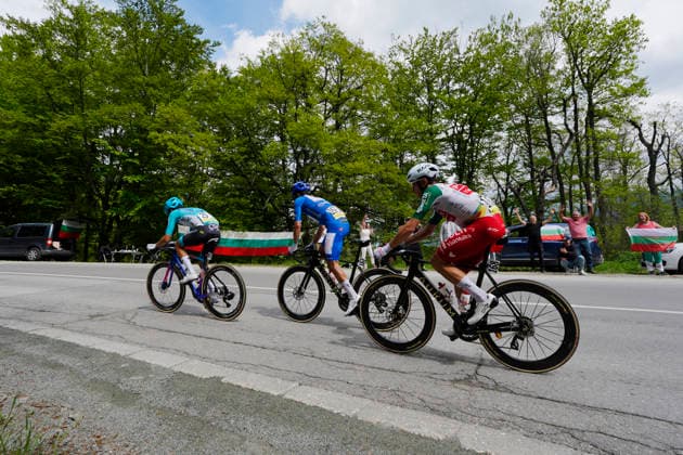 Italy™s Manuele Tarozzi of Bardiani CSF 7 Saber Spain™s Diego Pablo Sevilla Lopez of Team Polti VisitMalta , Italy™s Alessandro Tonelli of Team Polti VisitMalta The pack rides during Stage 3 of the Giro d™Italia, from Plovdiv to Sofia, Bulgaria, Sunday, May 10, 2026.  Copyright: xFabioxFerrari LaPressex