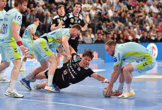 10 05 2026 Handball 1 Bundesliga DAIKIN HBL Season 2025 2026 31 Matchday HC Erlangen Metropolregion Nürnberg HCE VfL Gummersbach OGo xogox Dominik Mappes 21, VfL Gummersbach Florian Scheerer 10, HC Erlangen HCE Lukas Blohme 8, VfL Gummersbach